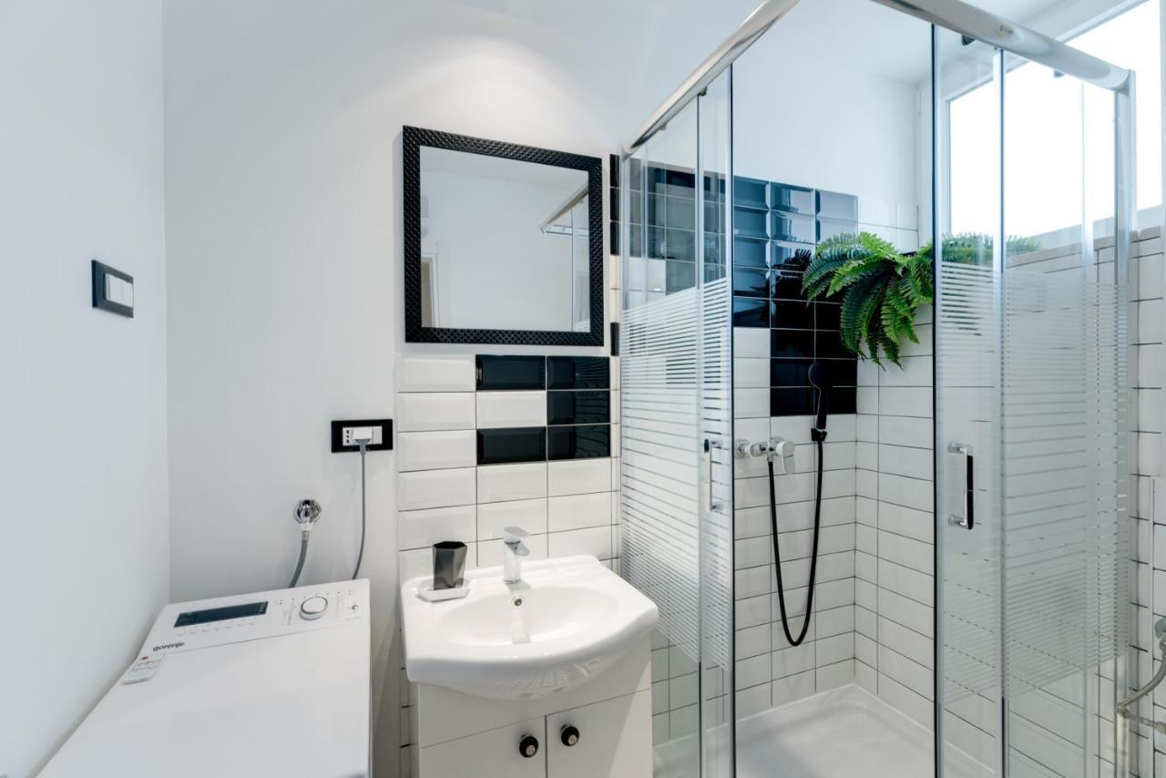 Black & White Apartments 里耶卡 外观 照片